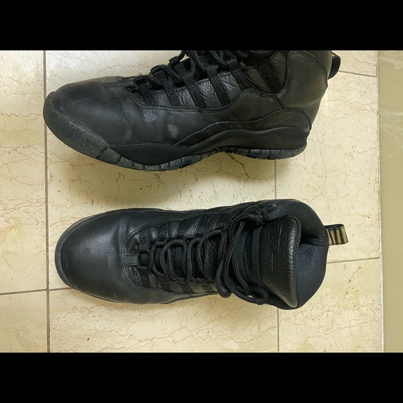 Jordan 10 Retro NYC - Picture 2 of 7